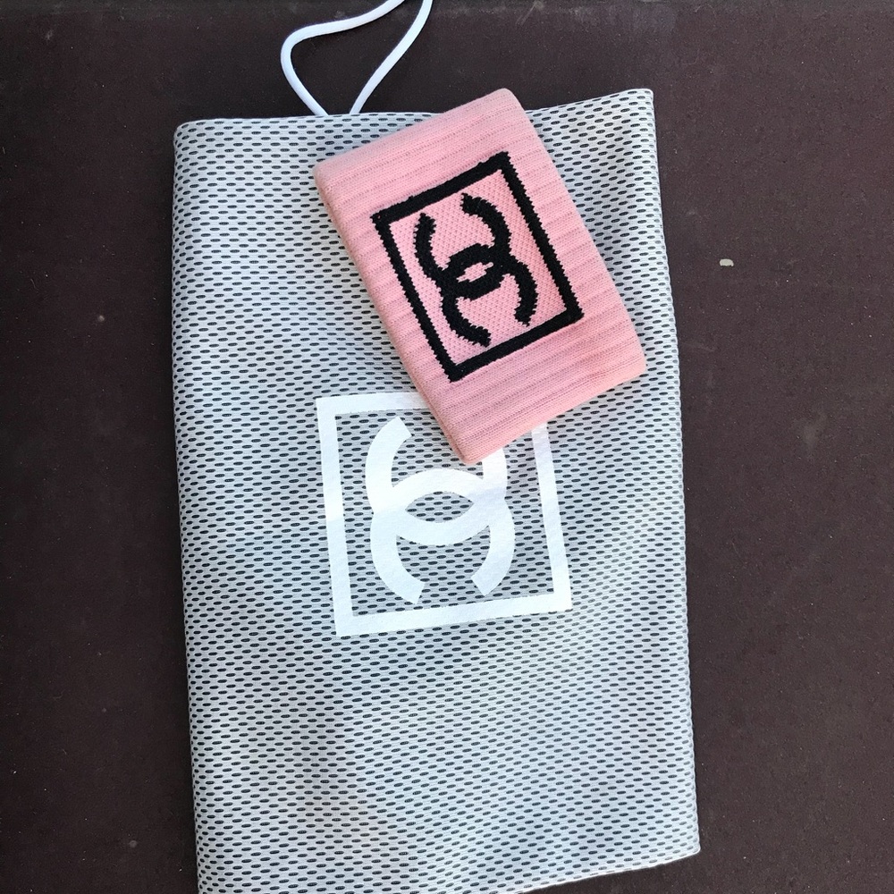 SALE❤️ Authentic Chanel wristband - Picture 3 of 5